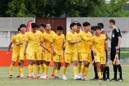 一条龙+世界波破门！王钰栋大爆发，国足2-1领先，拿季军更进一步